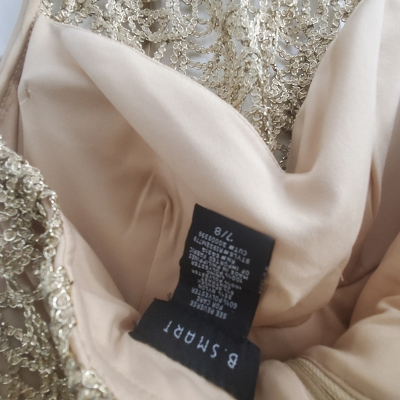 Gold & Black Gown Size Medium/ size 7/8 - Picture 7 of 7